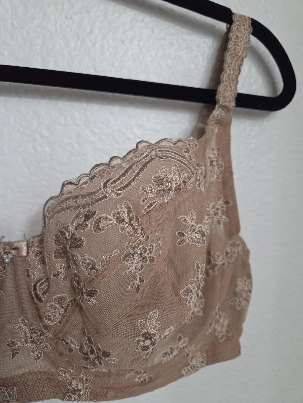 Paramour floral lace